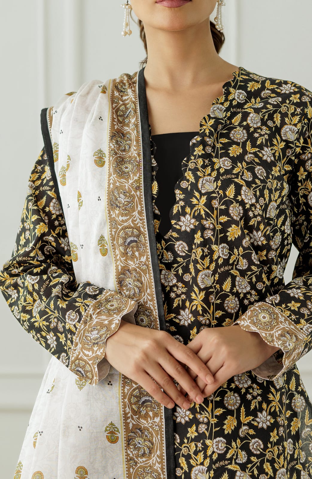3 PCS UNSTITCHED LAWN