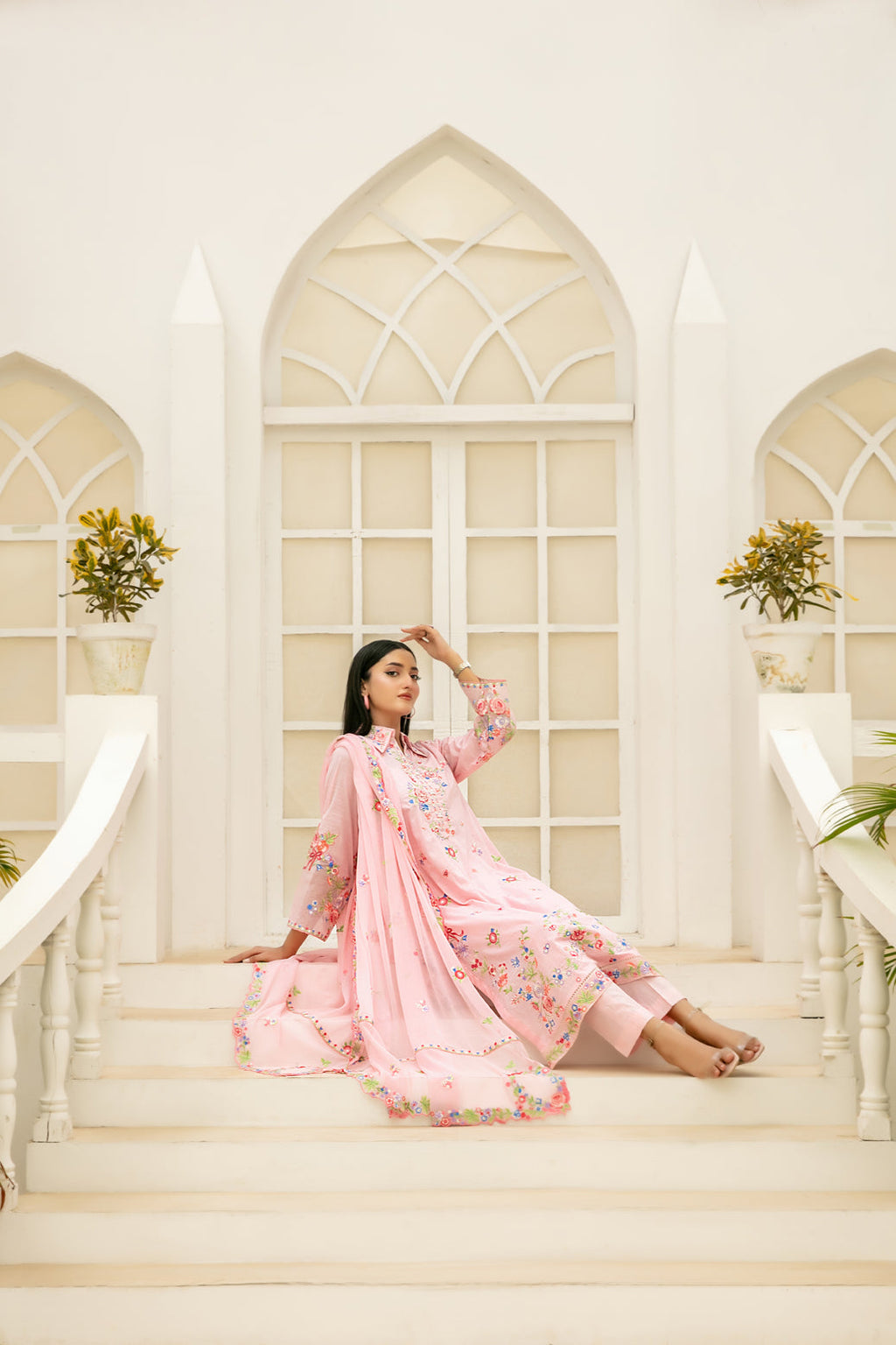 Elisol 3pcs Semi-Stitched Fancy Emb Lawn [D-4400] Regular priceRs.7,990.00