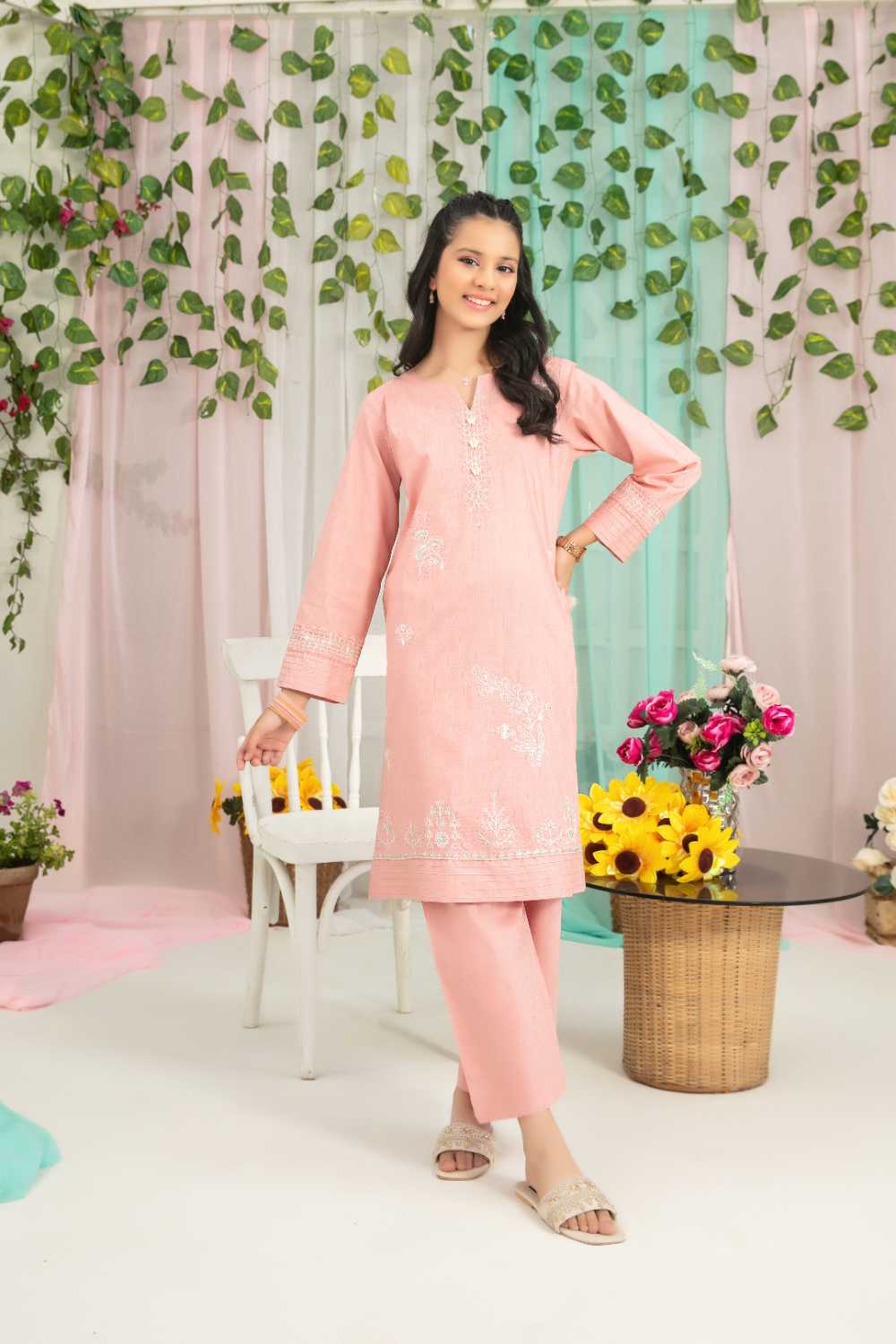 D-1529 - Pyari Saheli