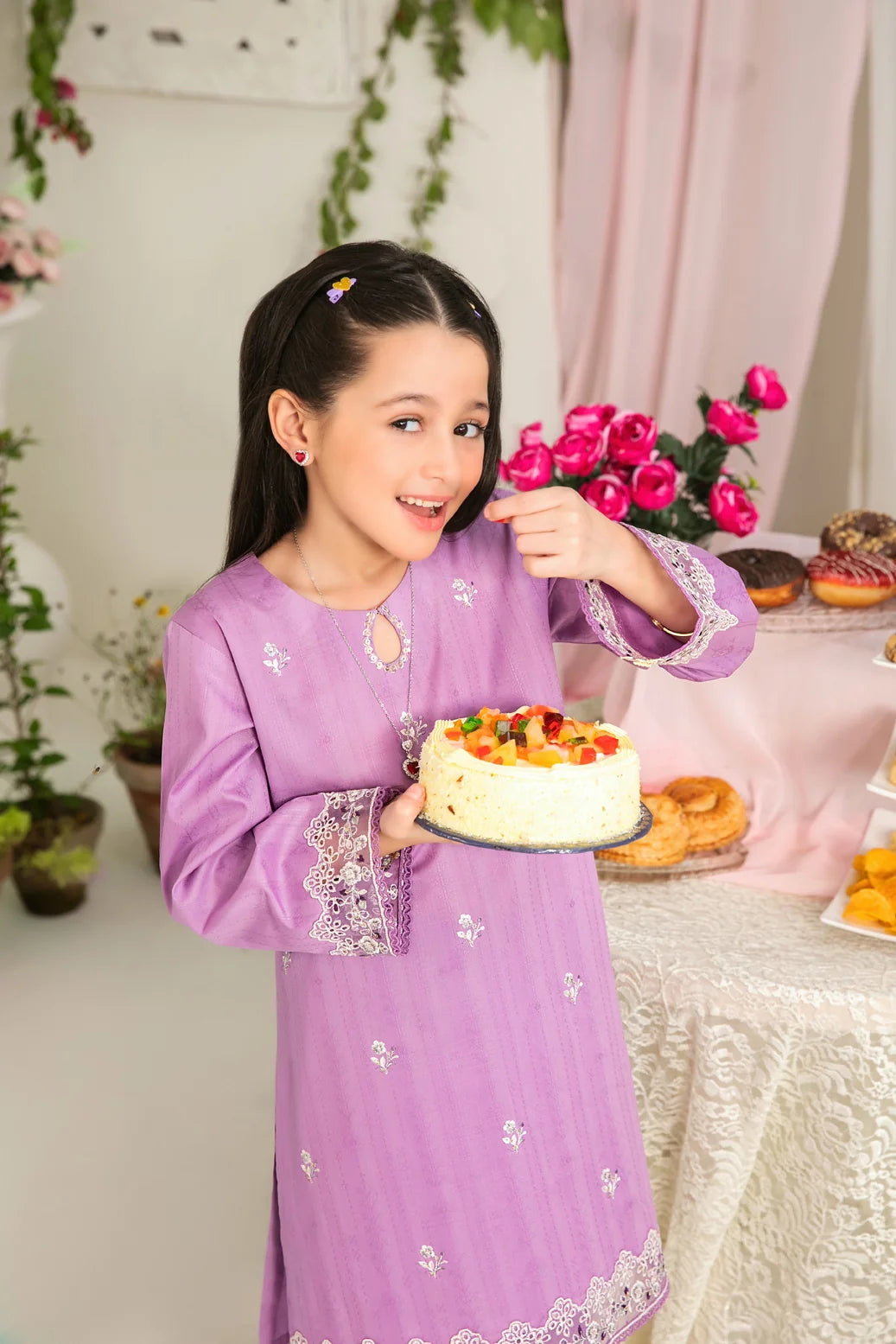 D-1535 - Pyari Saheli