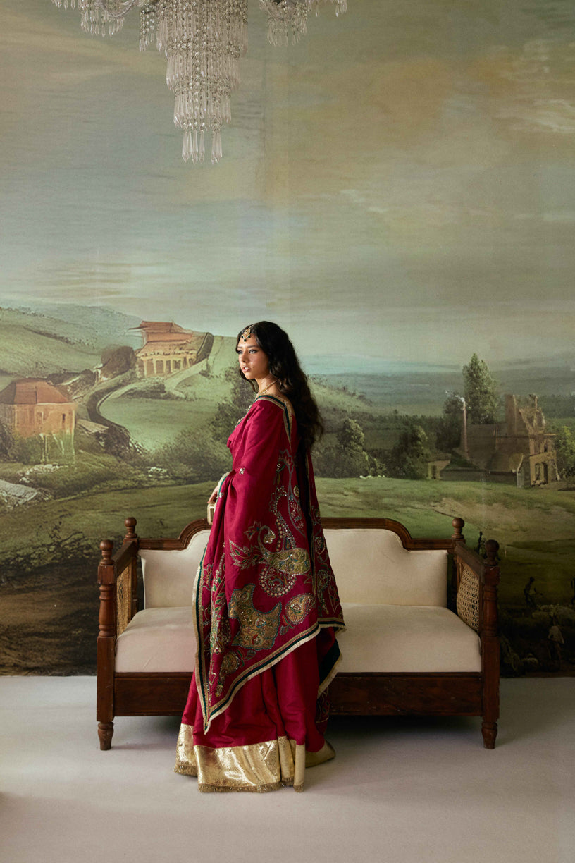 Vashah Gul-e-Rani - Hand Embroidered Raw Silk Shawl - Shopping Karado