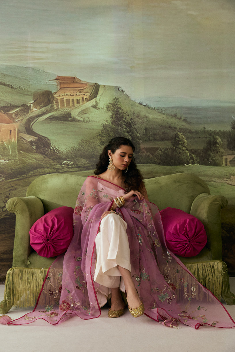 Vashah Shaam-e-Gul - Hand Embroidered Organza Shawl - Shopping Karado