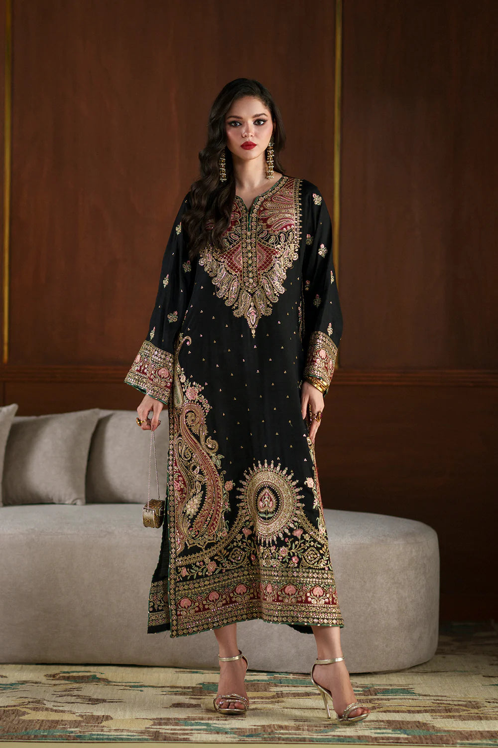 EMBROIDERED KAFTAN