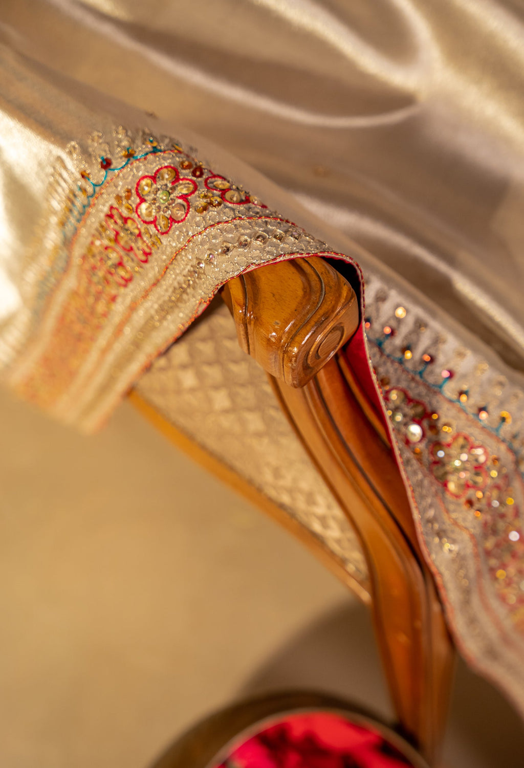 Vashah Hyderabadi Khara Dupatta - Hand Embroidered Luxury Fabric Shawl - Shopping Karado