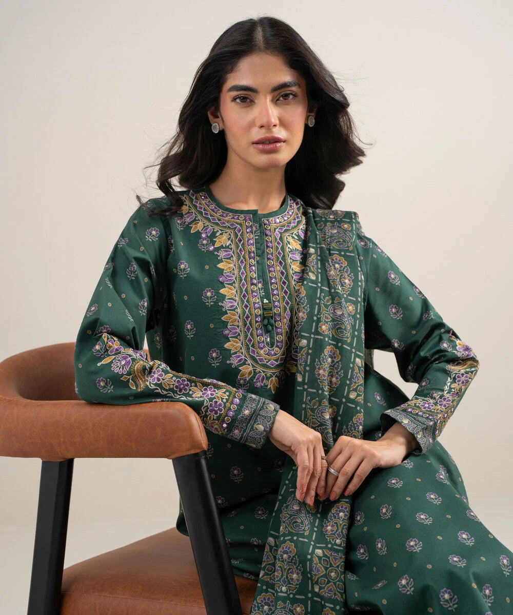 3 Piece - Embroidered Lawn Suit