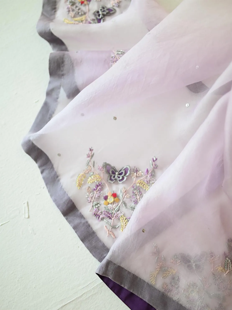 Vashah Afsaneh - Dupatta - Hand Embroidered Organza Shawl - Shopping Karado