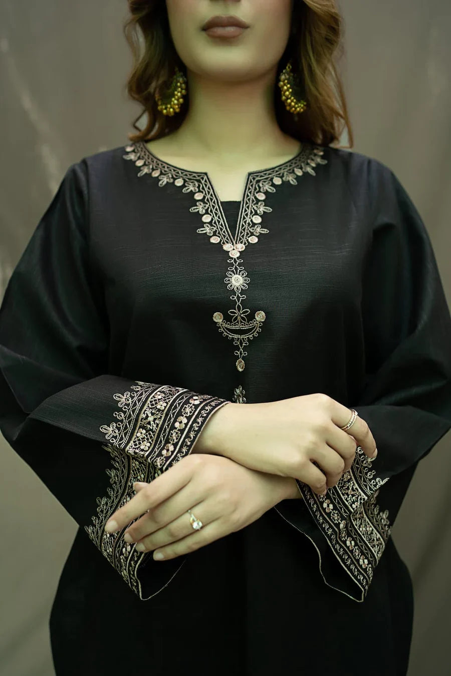 Buy Black Iris 2Pc Online at Shopping Karado
