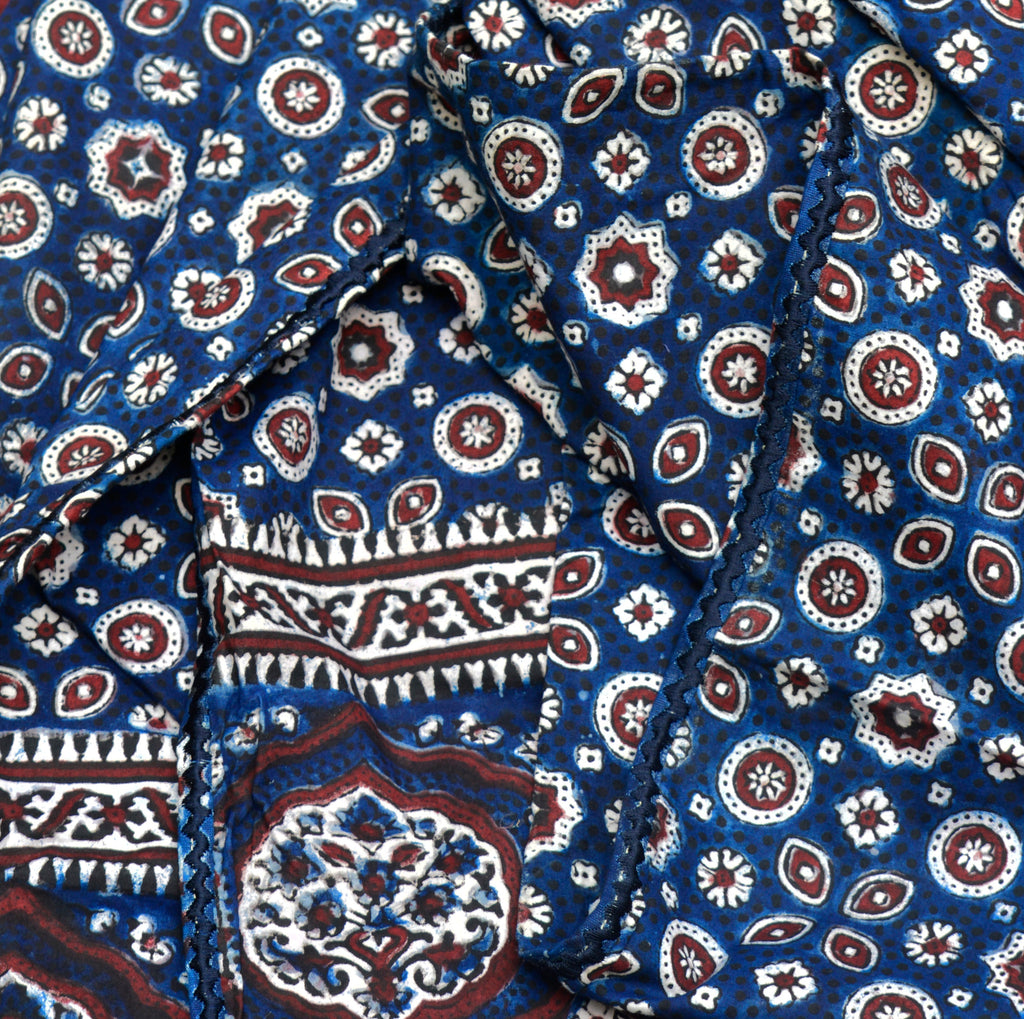 Blue Ajrak Kharik Pattern Shawl – Hand Block Printed Organic Cotton