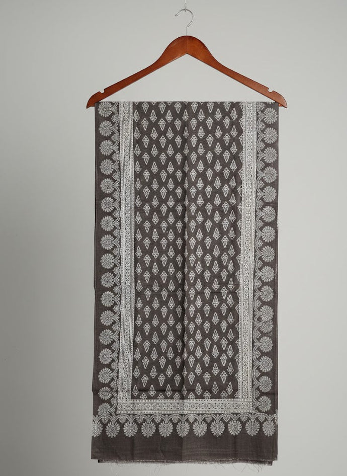 Organic Dyed Hand Block Printed Ajrak Hijab – Grey Floral Butta Scarf (79" × 30")