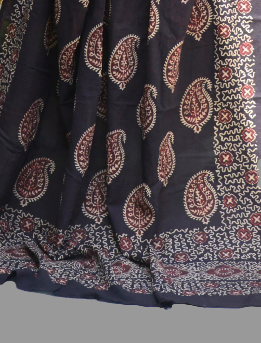Ajrak Chadar Anbi Kakkar – 2.5 m Hand-Block Printed Sindhi Ajrak Cotton Shawl
