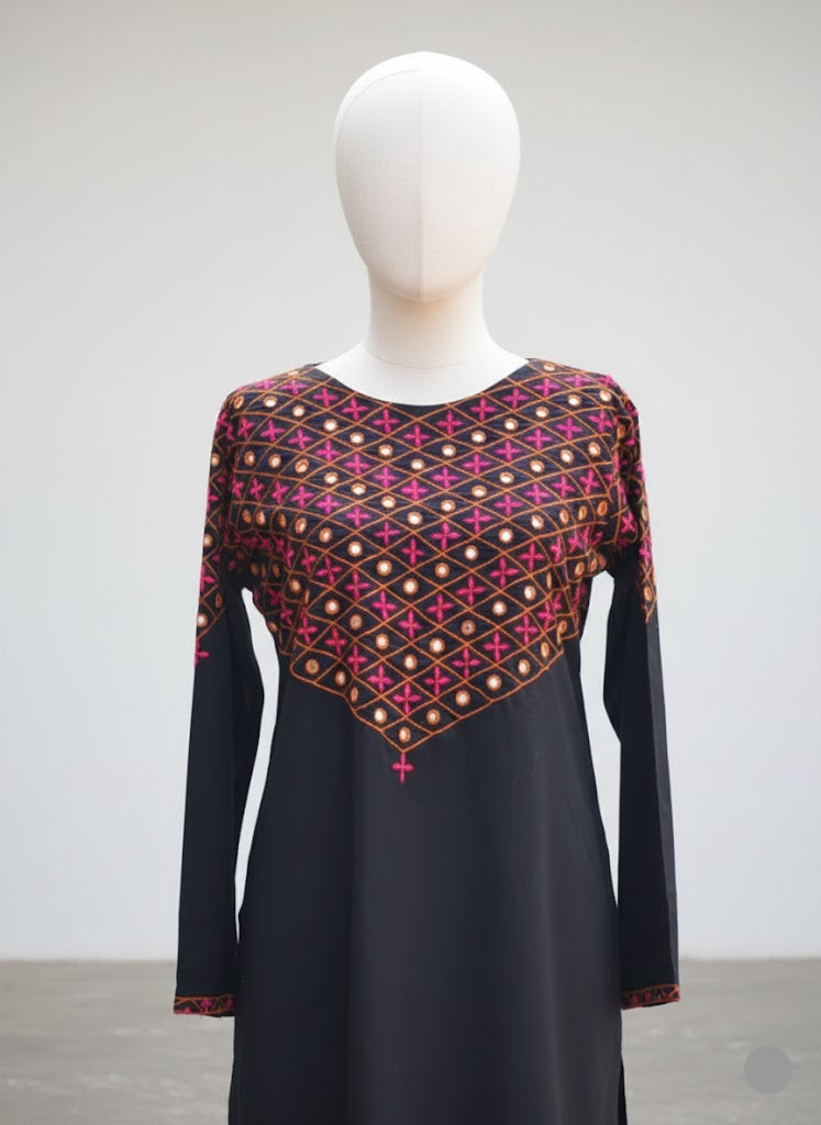 Black Cotton Kurti Set with Hand Mirror Embroidery – Multicolor Thread Work