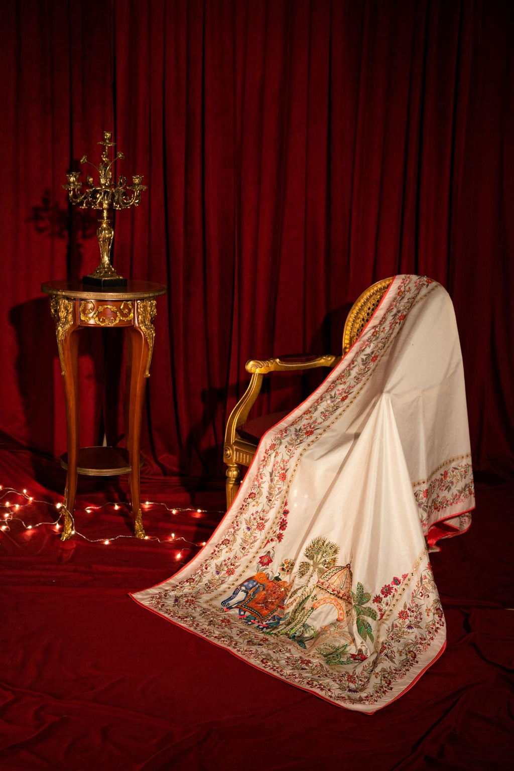 Buy Lahore Fort Online - Vashah Handcrafted Shawl - Shopping Karado