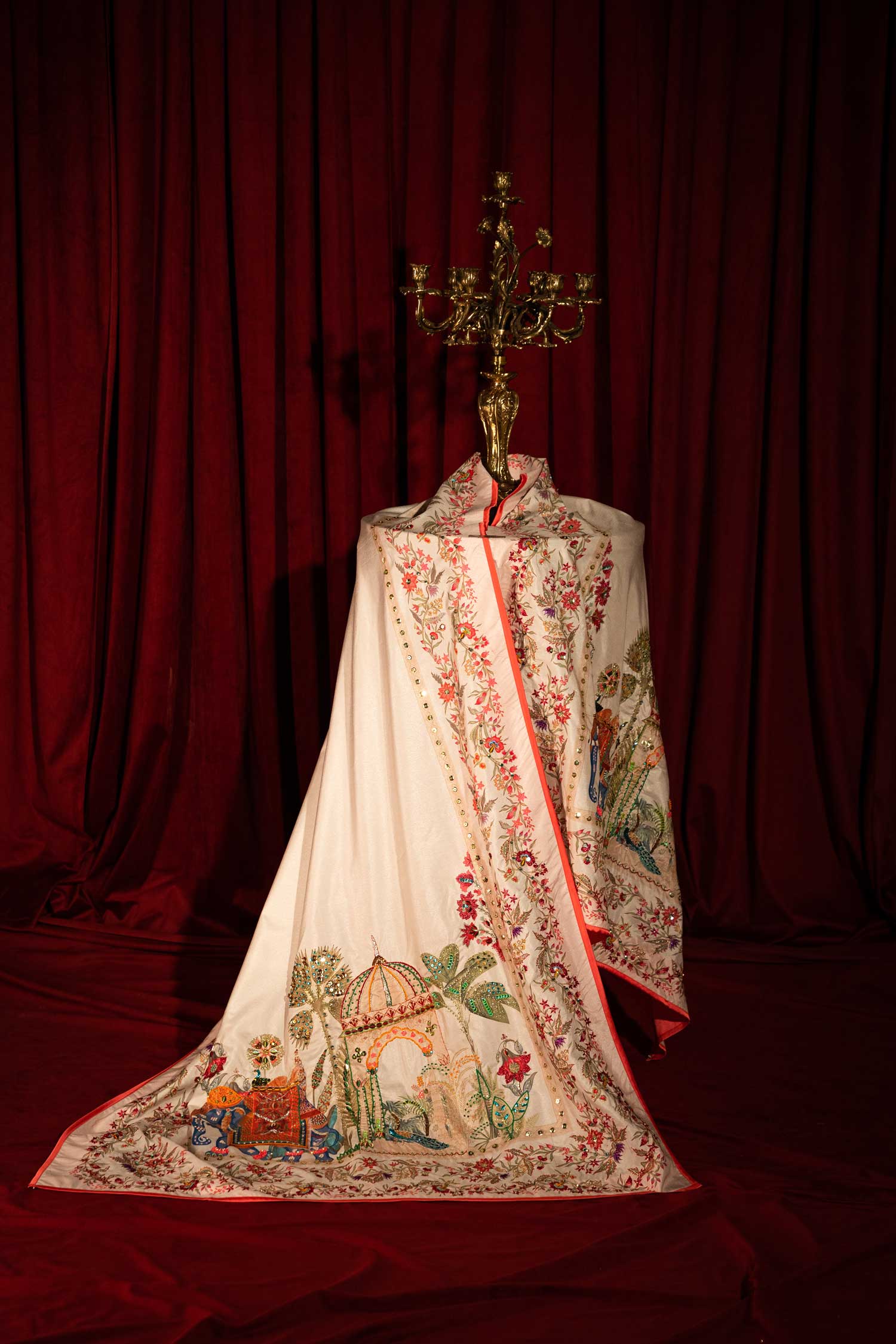 Lahore Fort - Handcrafted Raw Silk Shawl by Vashah - Shopping Karado