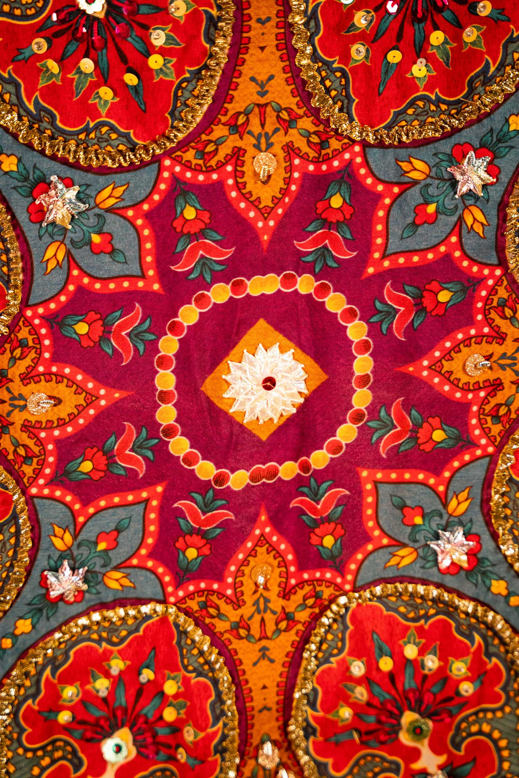 Vashah Mandala - Shawl - Hand Embroidered Raw Silk Shawl - Shopping Karado