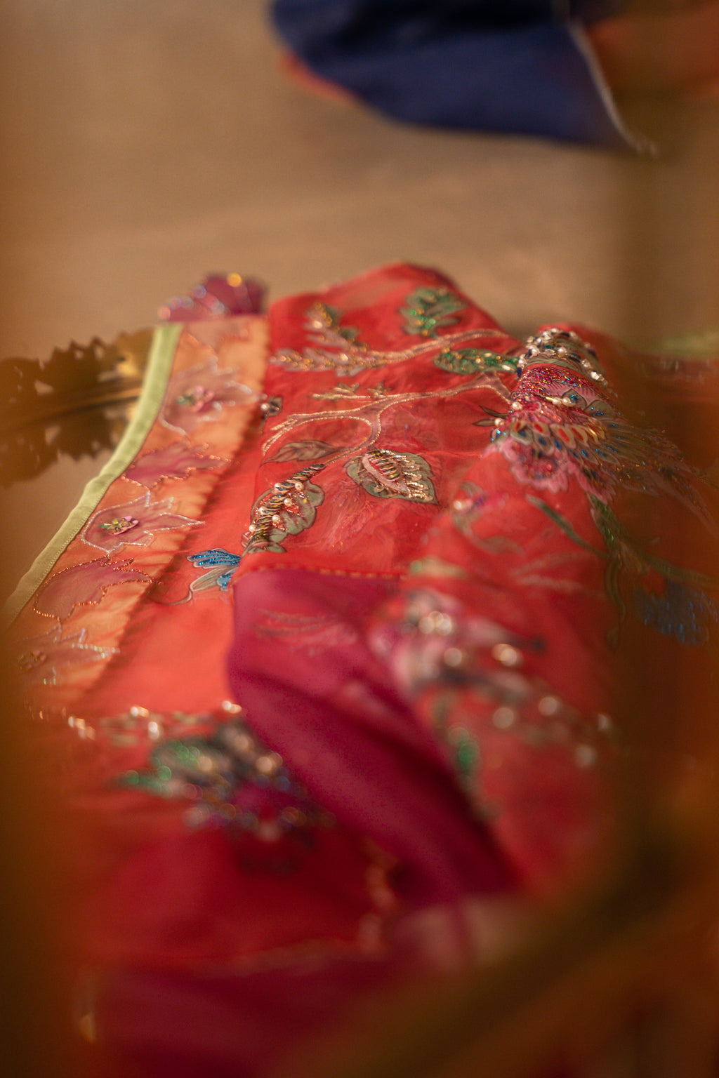 Vashah Gulbaan Shawl - Hand Embroidered Silk Shawl - Shopping Karado