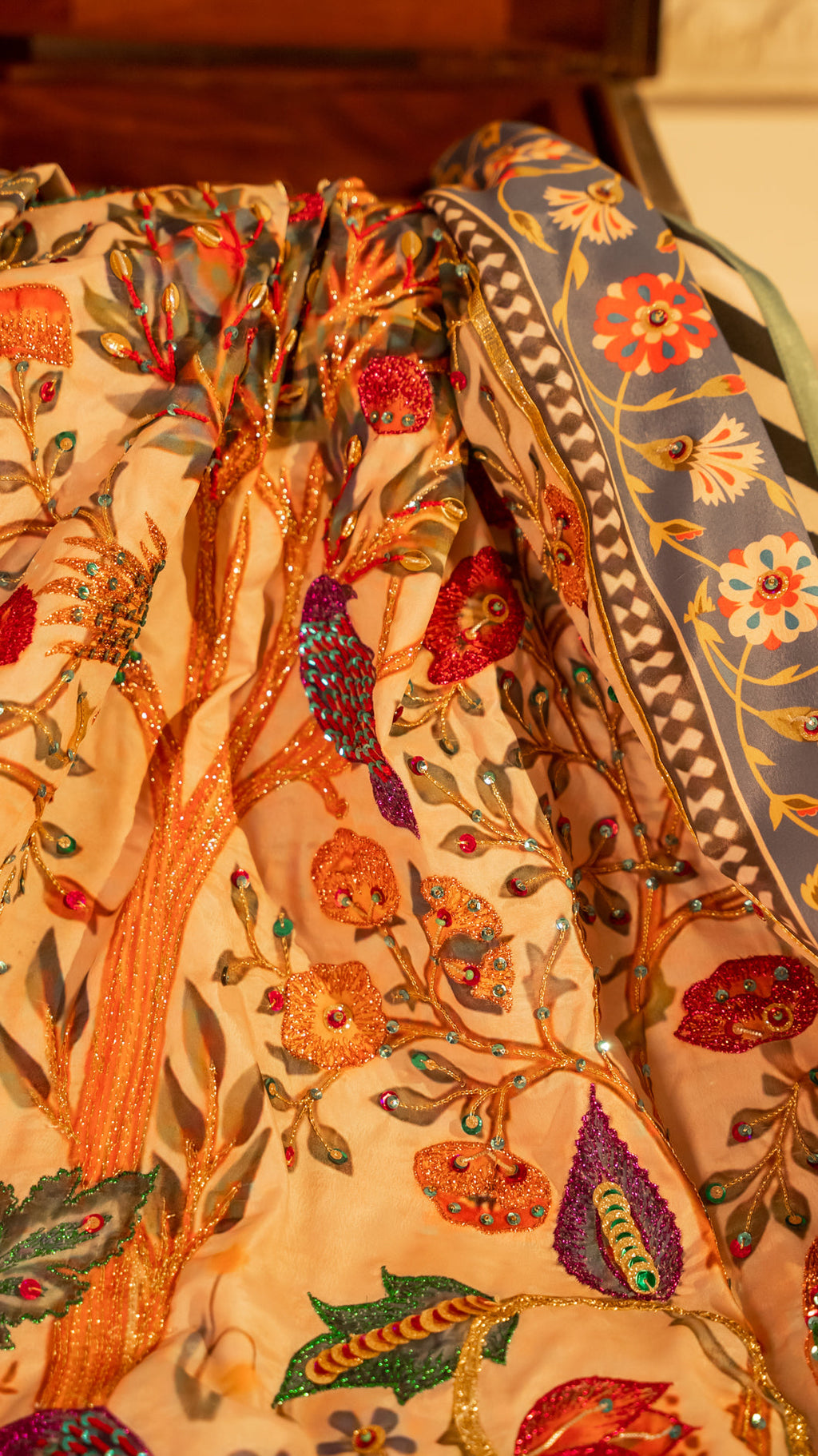 Baagh-II - Handcrafted Raw Silk Shawl by Vashah - Shopping Karado