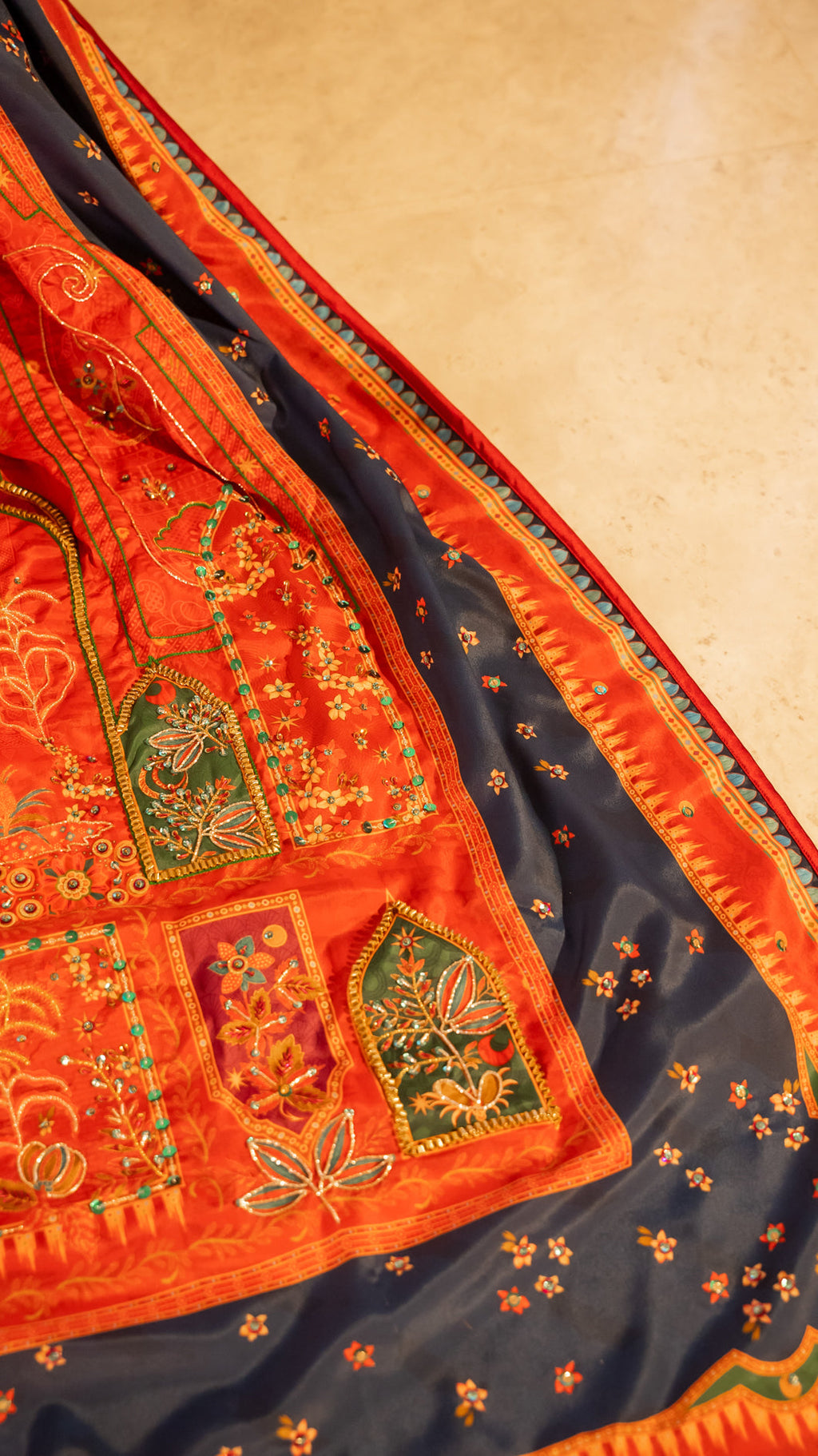 Vashah Saawan - Hand Embroidered Raw Silk Shawl - Shopping Karado