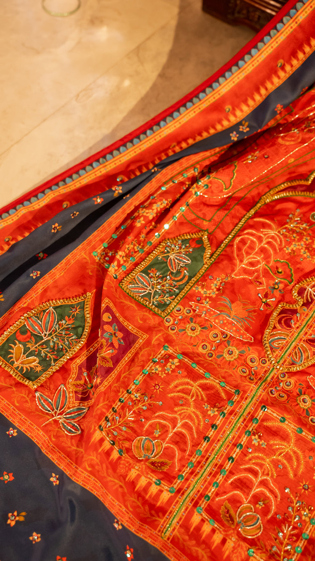 Buy Saawan Online - Vashah Handcrafted Shawl - Shopping Karado