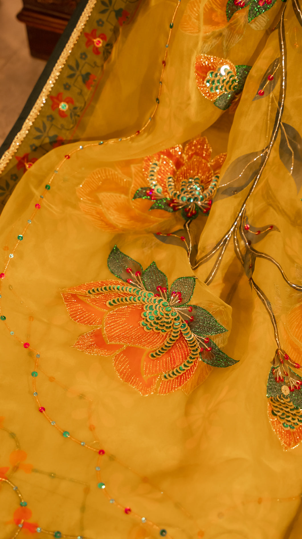 Buy Gulnaar Online - Vashah Handcrafted Shawl - Shopping Karado