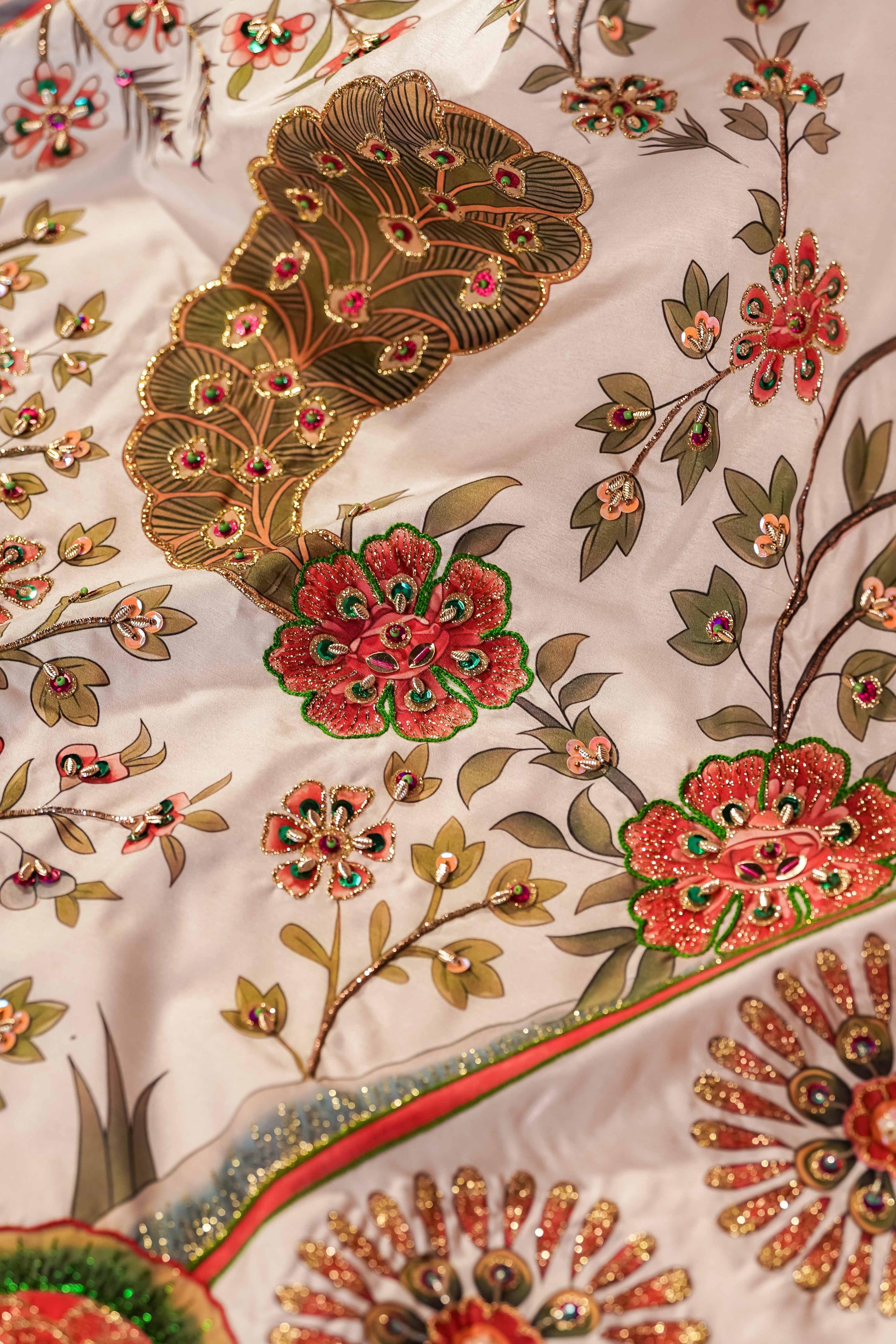 Tree of Life Detail View - Luxury Pakistani Shawl - shoppingkarado.com