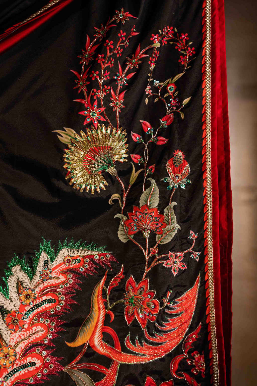 Buy Sitara Online - Vashah Handcrafted Shawl - Shopping Karado