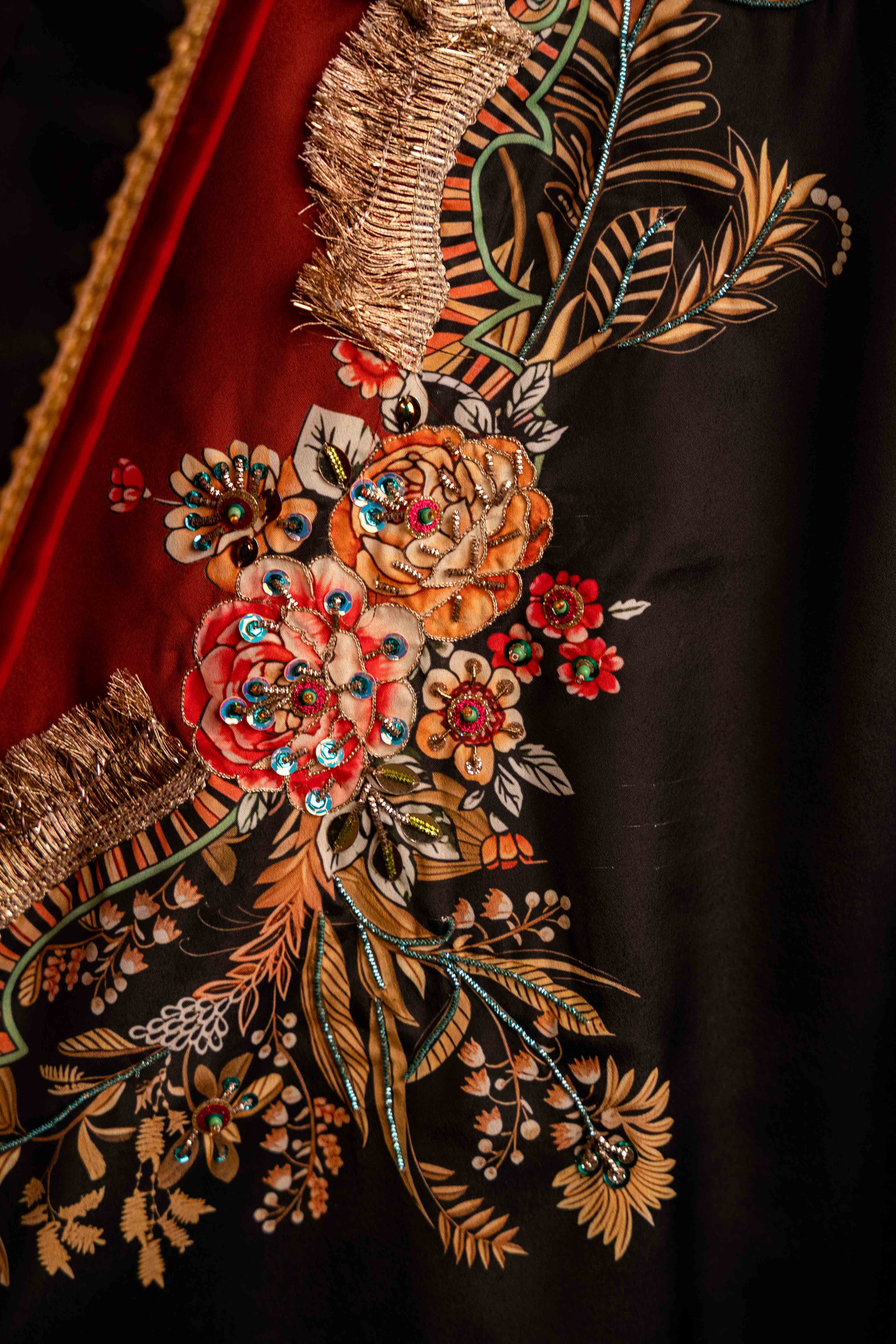 Bahar-e-Gul - Handcrafted Raw Silk Shawl by Vashah - Shopping Karado