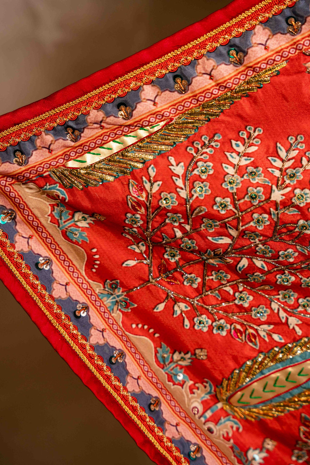 Buy Rangreza Online - Vashah Handcrafted Shawl - Shopping Karado