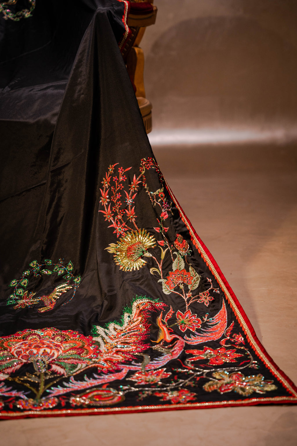 Buy Sitara Online - Vashah Handcrafted Shawl - Shopping Karado