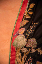 Vashah Baagh e Noor - Hand Embroidered Raw Silk Shawl - Shopping Karado