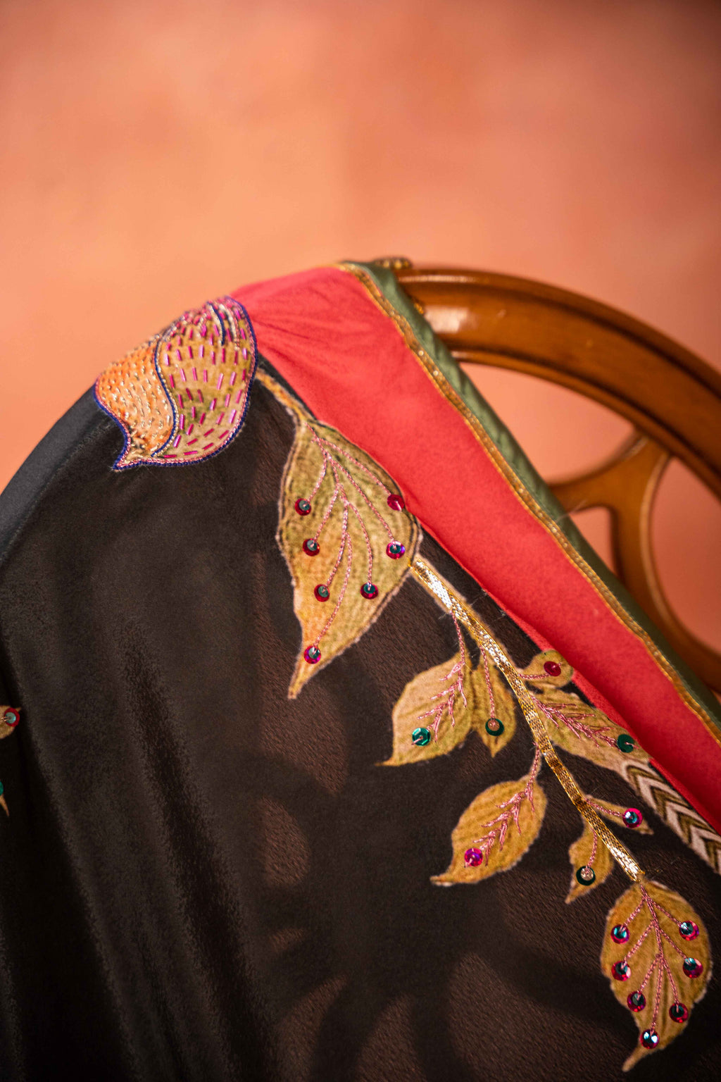 Baagh e Noor - Handcrafted Raw Silk Shawl by Vashah - Shopping Karado
