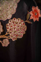 Baagh e Noor Detail View - Luxury Pakistani Shawl - shoppingkarado.com