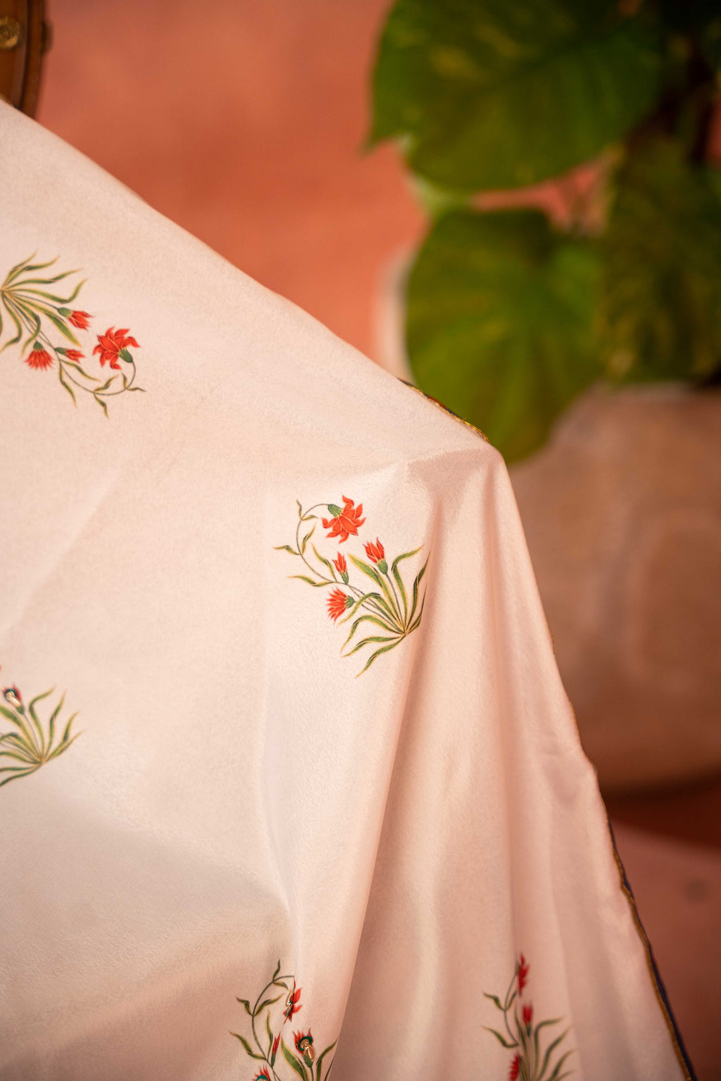 Vashah Palki - Hand Embroidered Raw Silk Shawl - Shopping Karado