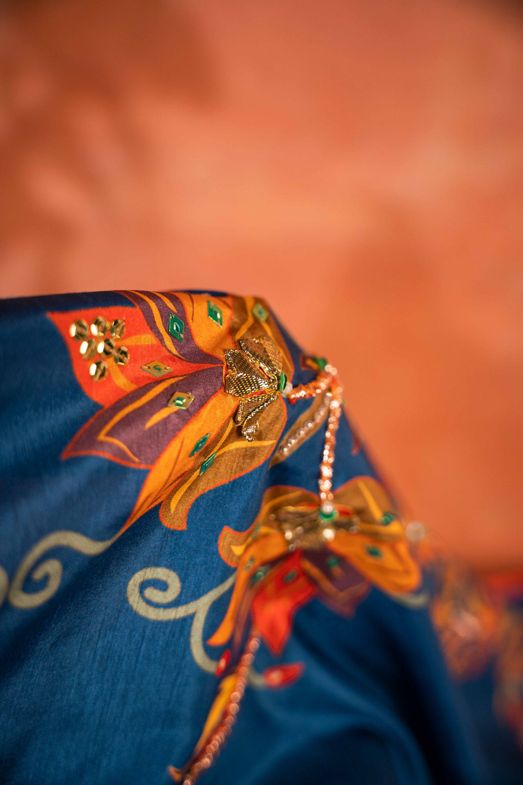 Sabaa Detail View - Luxury Pakistani Shawl - shoppingkarado.com
