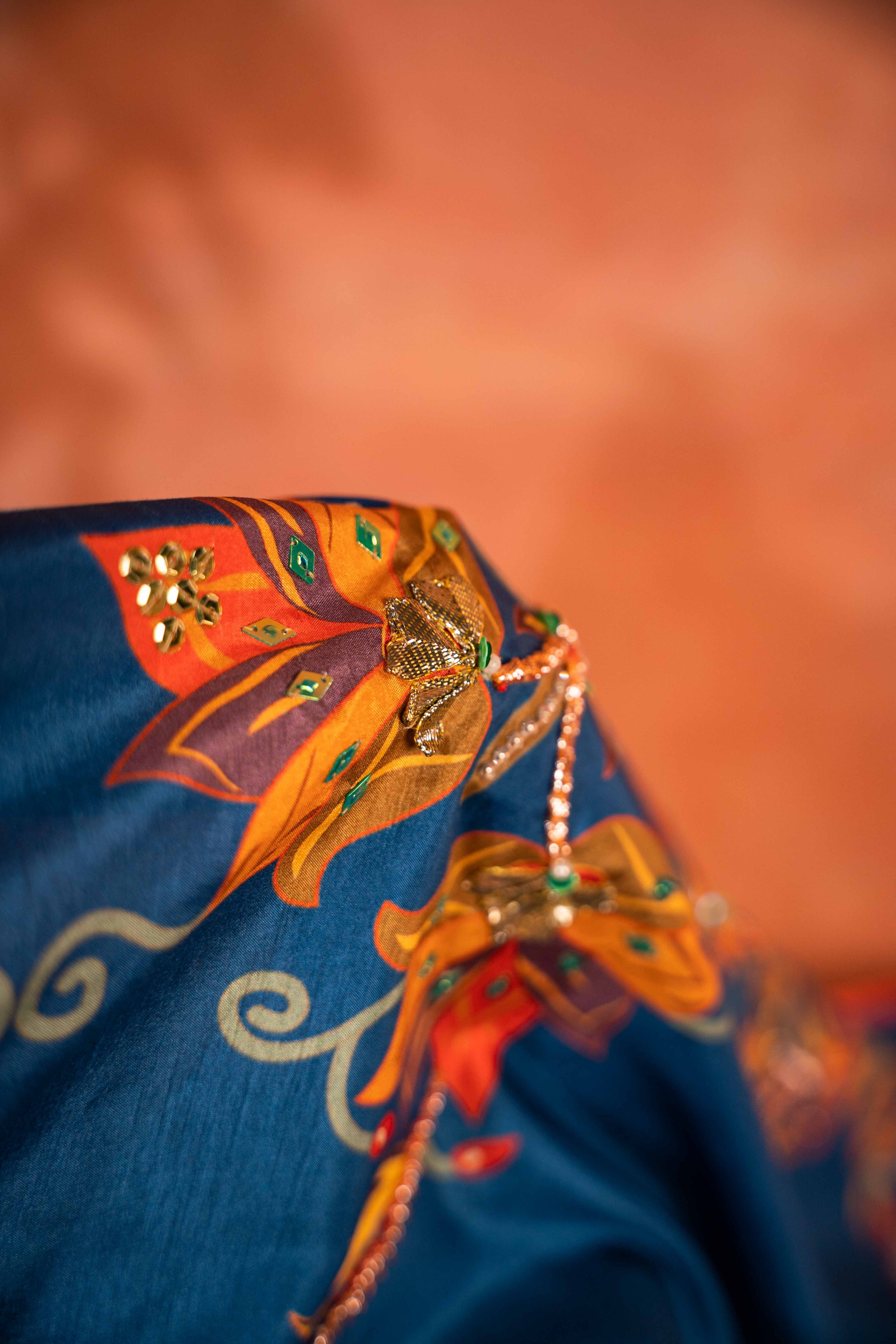 Sabaa Detail View - Luxury Pakistani Shawl - shoppingkarado.com