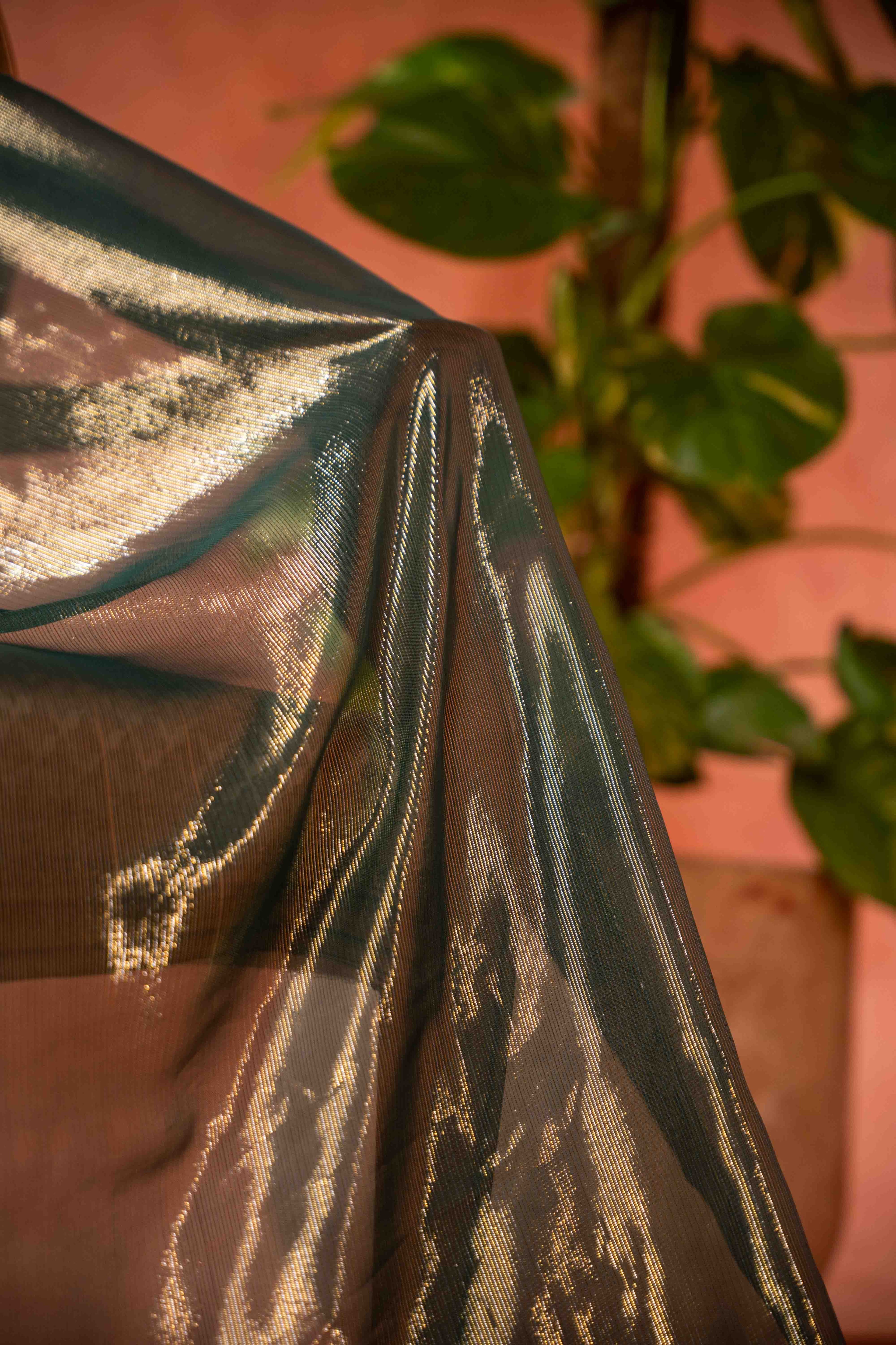 Vashah Gul Bano Shawl (Green) - Hand Embroidered Luxury Fabric Shawl - Shopping Karado