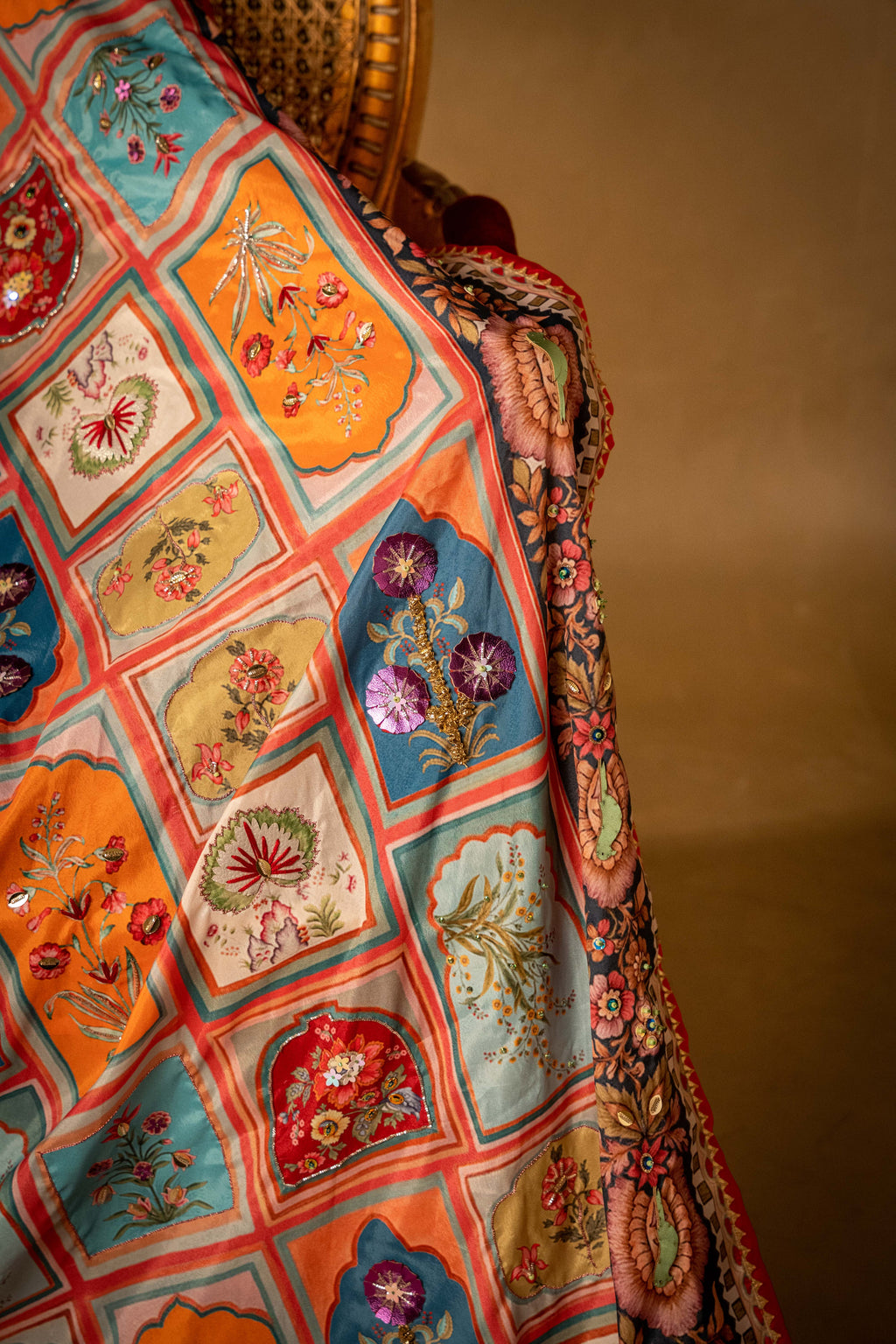 Gul-e-Zar - Handcrafted Raw Silk Shawl by Vashah - Shopping Karado