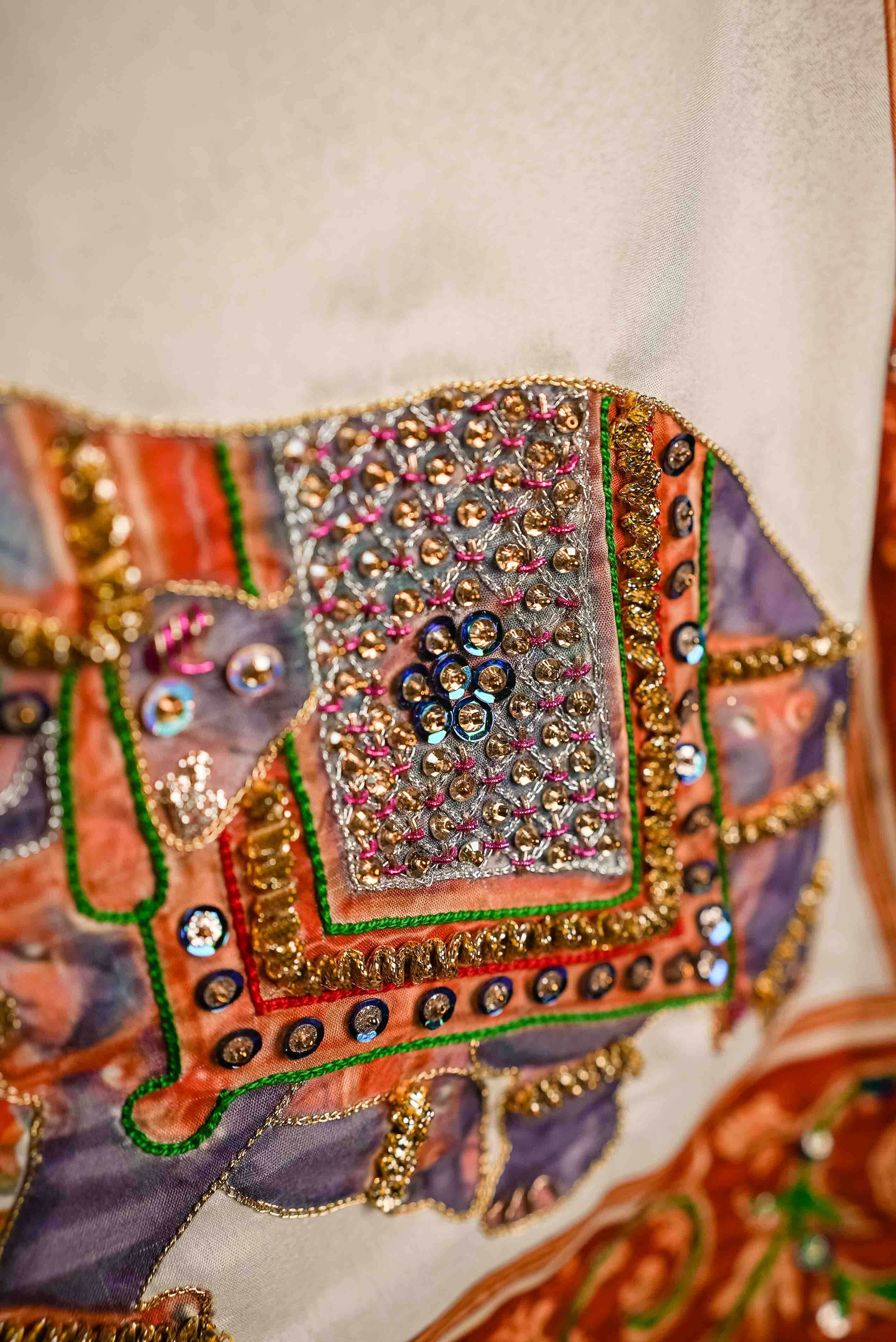 Vashah Amaranth Bagh - Hand Embroidered Raw Silk Shawl - Shopping Karado