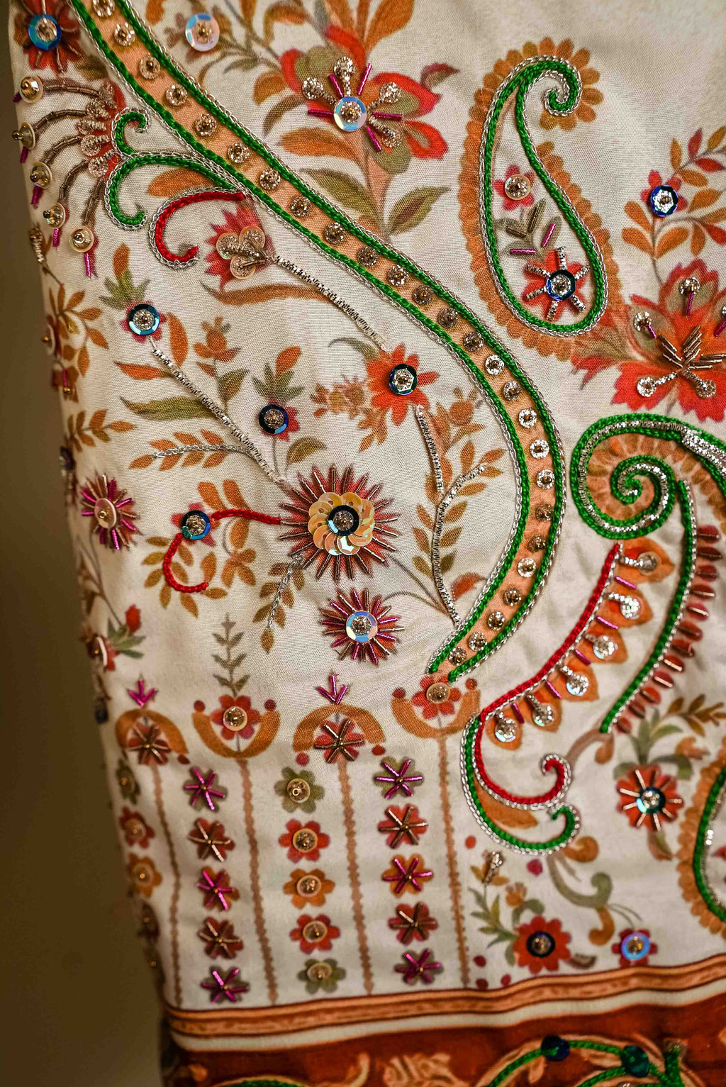 Amaranth Bagh Detail View - Luxury Pakistani Shawl - shoppingkarado.com