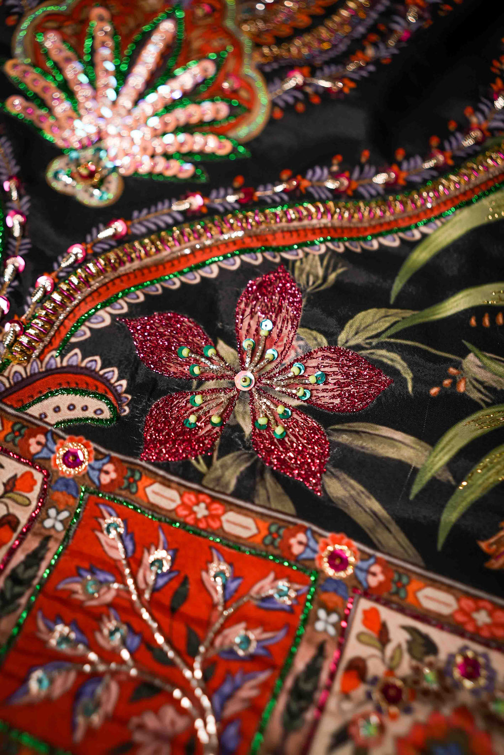 Buy Shabnam Online - Vashah Handcrafted Shawl - Shopping Karado