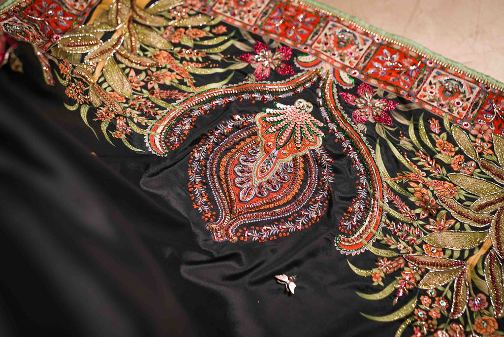 Shabnam Detail View - Luxury Pakistani Shawl - shoppingkarado.com