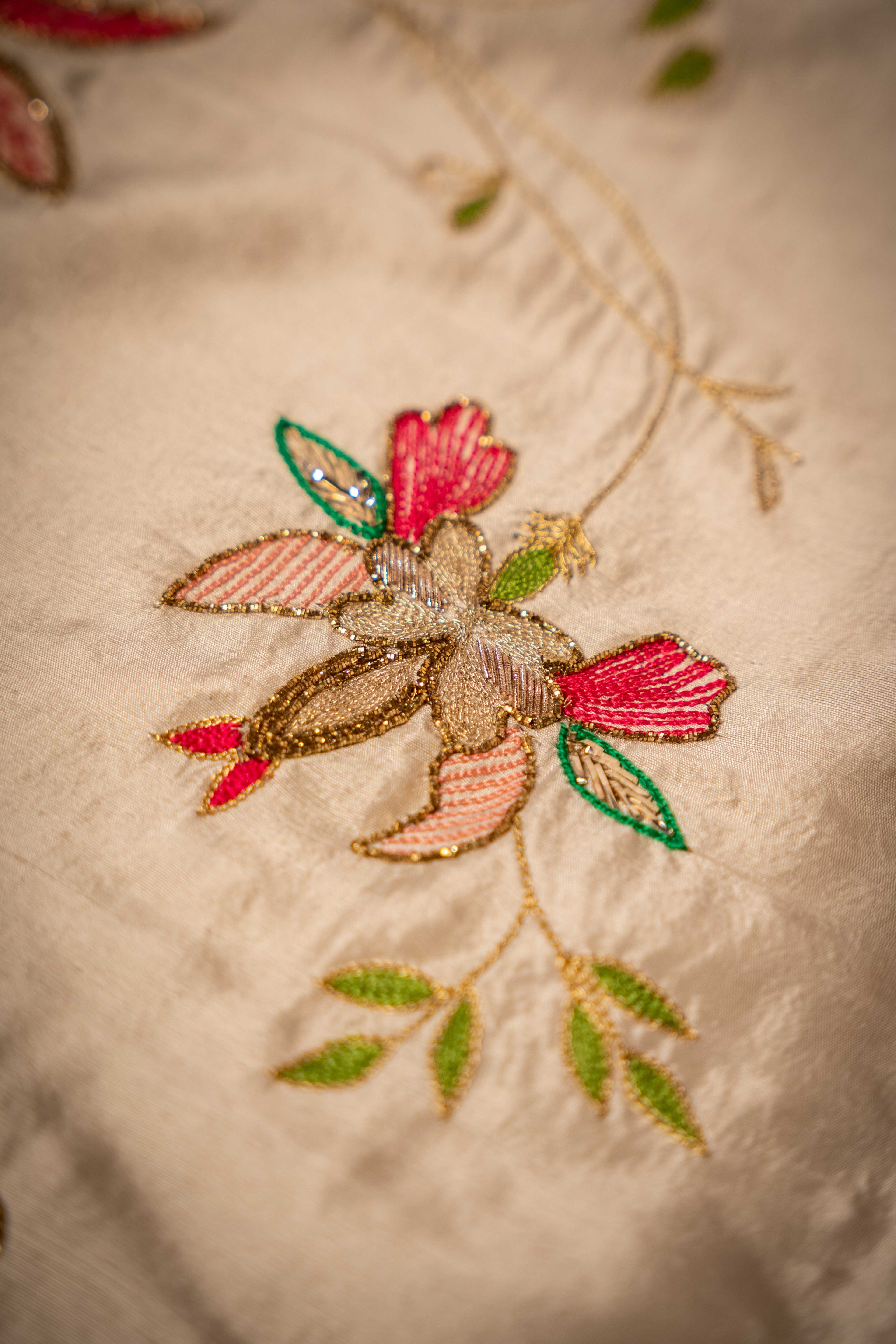 Chintz White - Handcrafted Raw Silk Shawl by Vashah - Shopping Karado