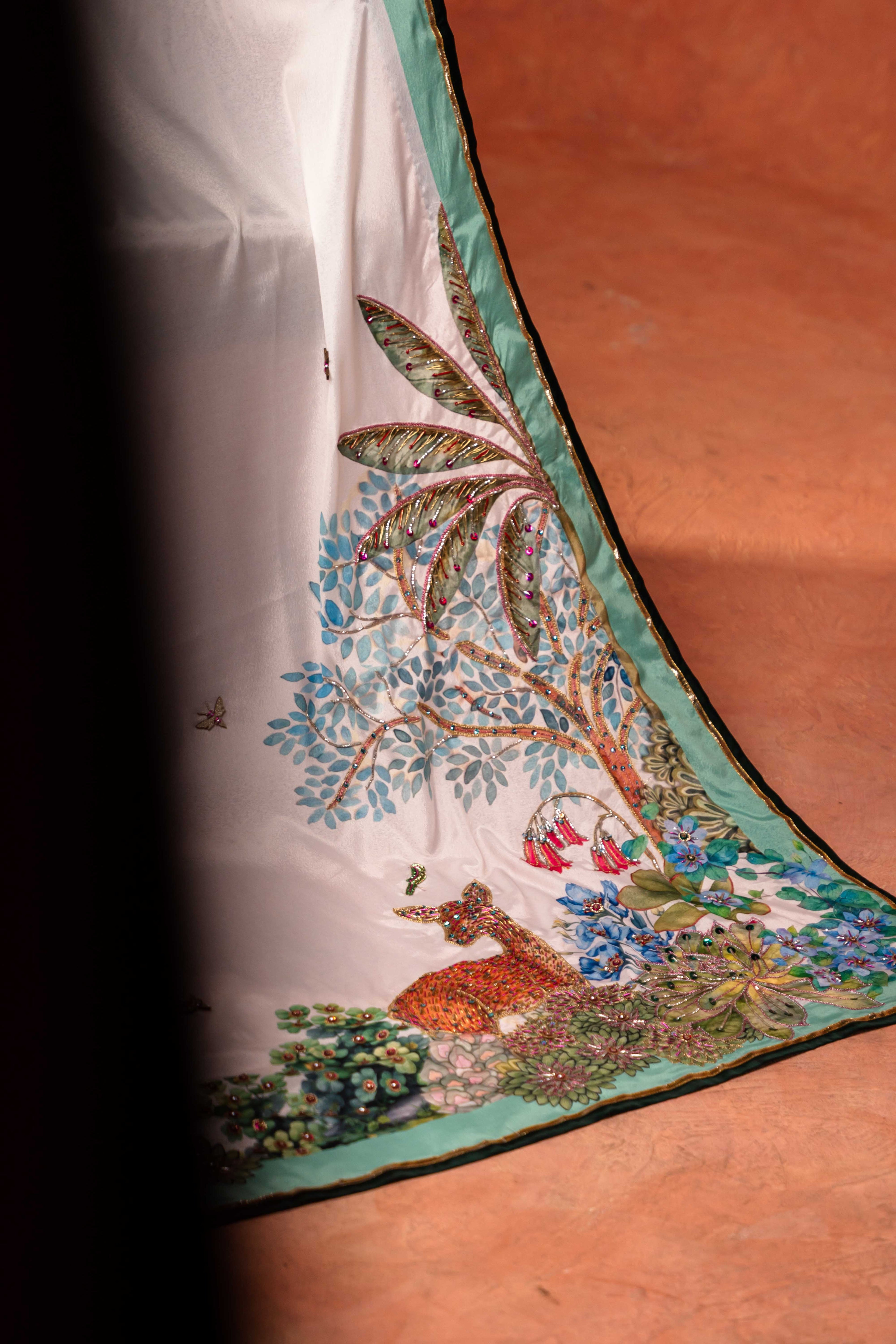 Buy IVORY CANOPY Online - Vashah Handcrafted Shawl - Shopping Karado