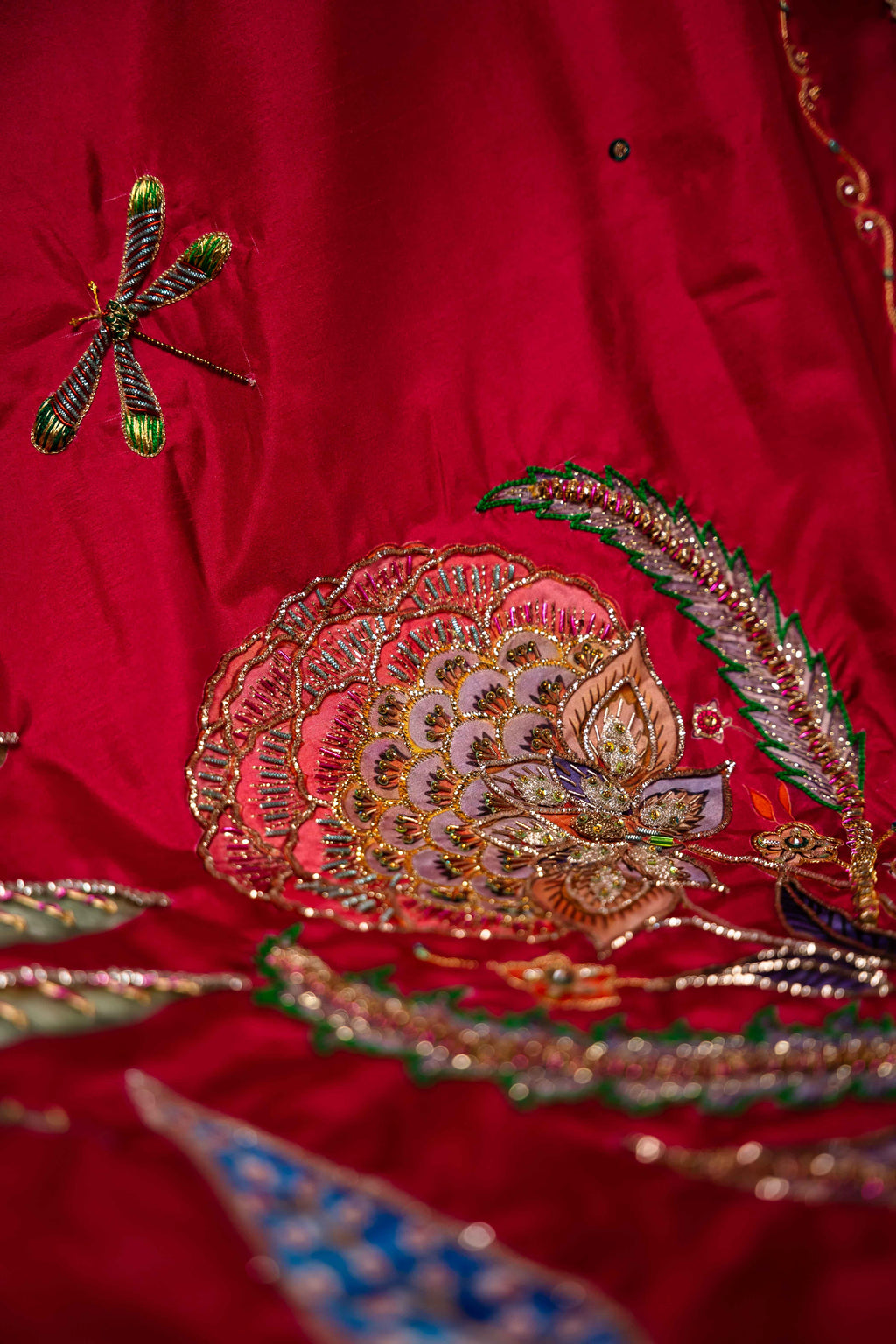 ROSE OF THE MOON Detail View - Luxury Pakistani Shawl - shoppingkarado.com