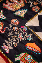 Buy THE ROYAL SHADOW Online - Vashah Handcrafted Shawl - Shopping Karado