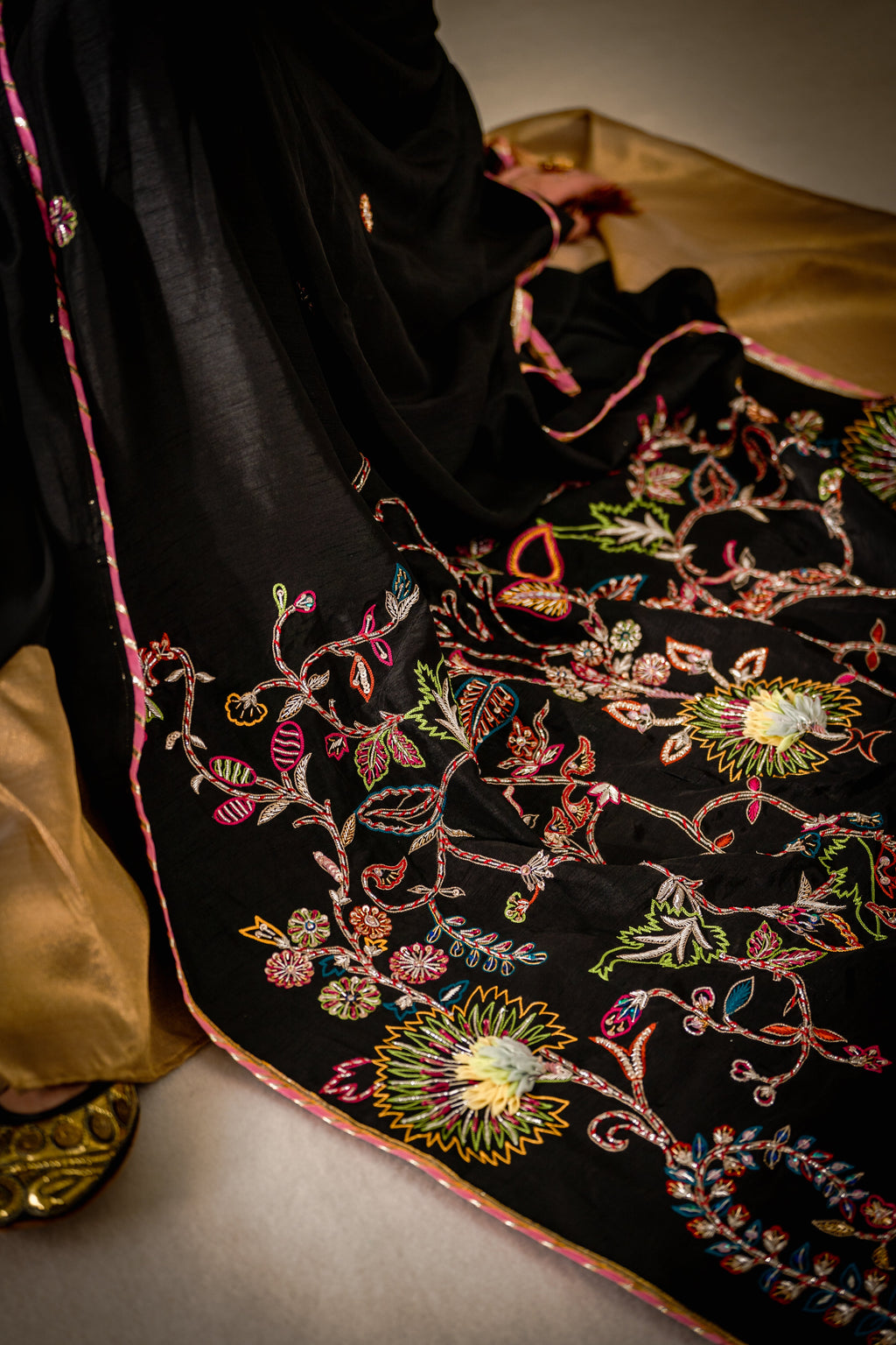 Midnight Chintz Detail View - Luxury Pakistani Shawl - shoppingkarado.com