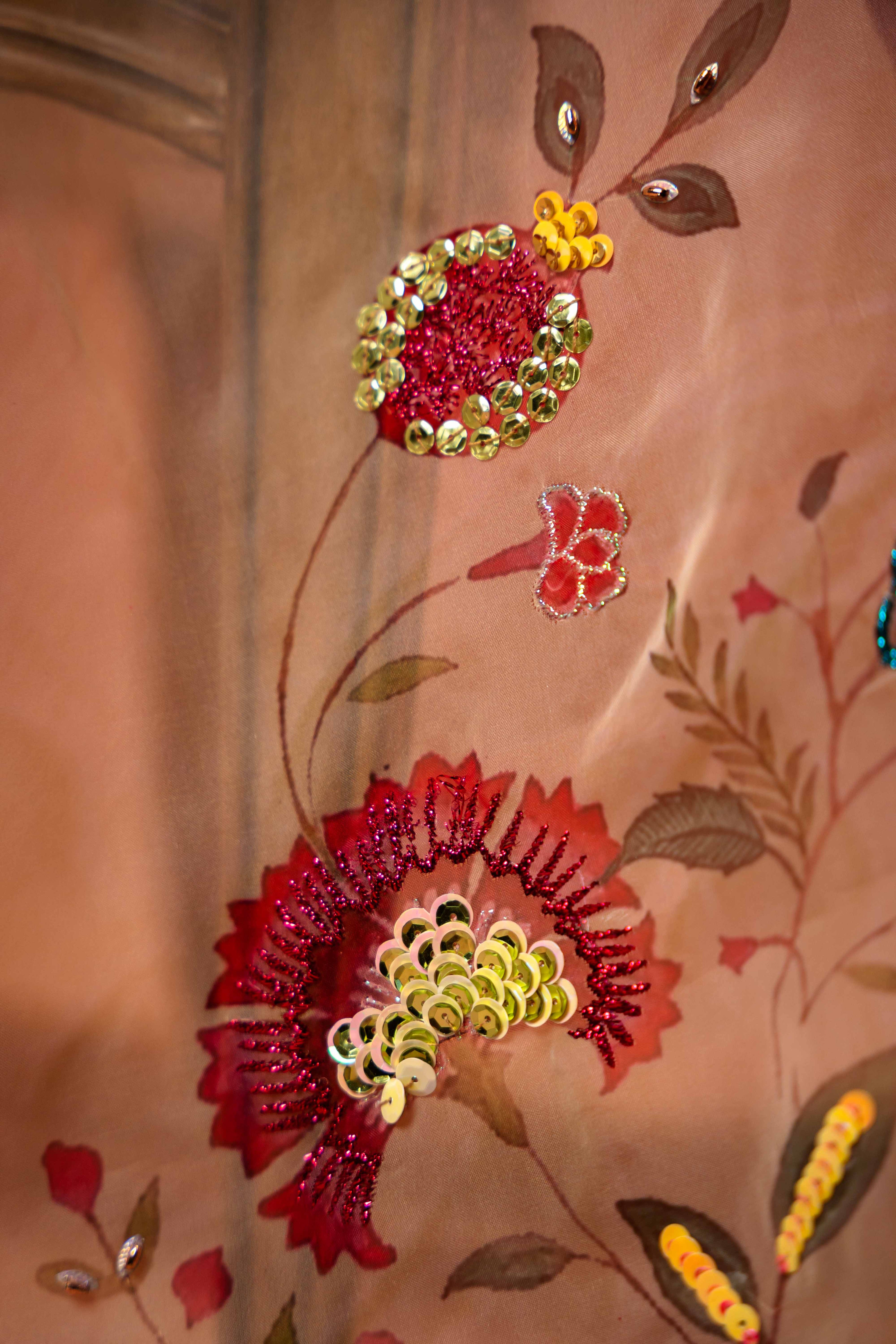 Buy FIRST LIGHT Online - Vashah Handcrafted Shawl - Shopping Karado