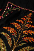 Buy THE EMPEROR’S MARK Online - Vashah Handcrafted Shawl - Shopping Karado