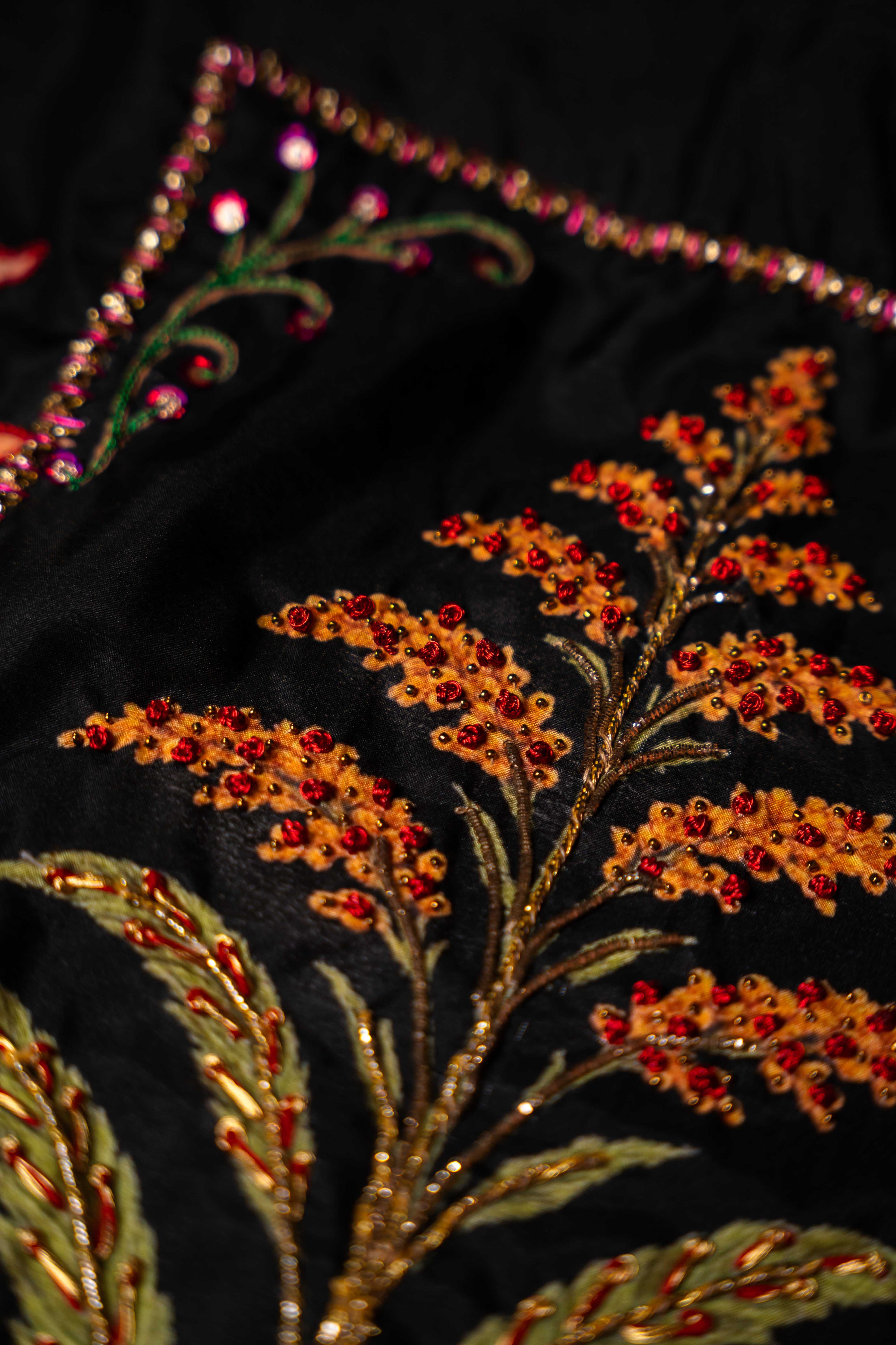 Buy THE EMPEROR’S MARK Online - Vashah Handcrafted Shawl - Shopping Karado