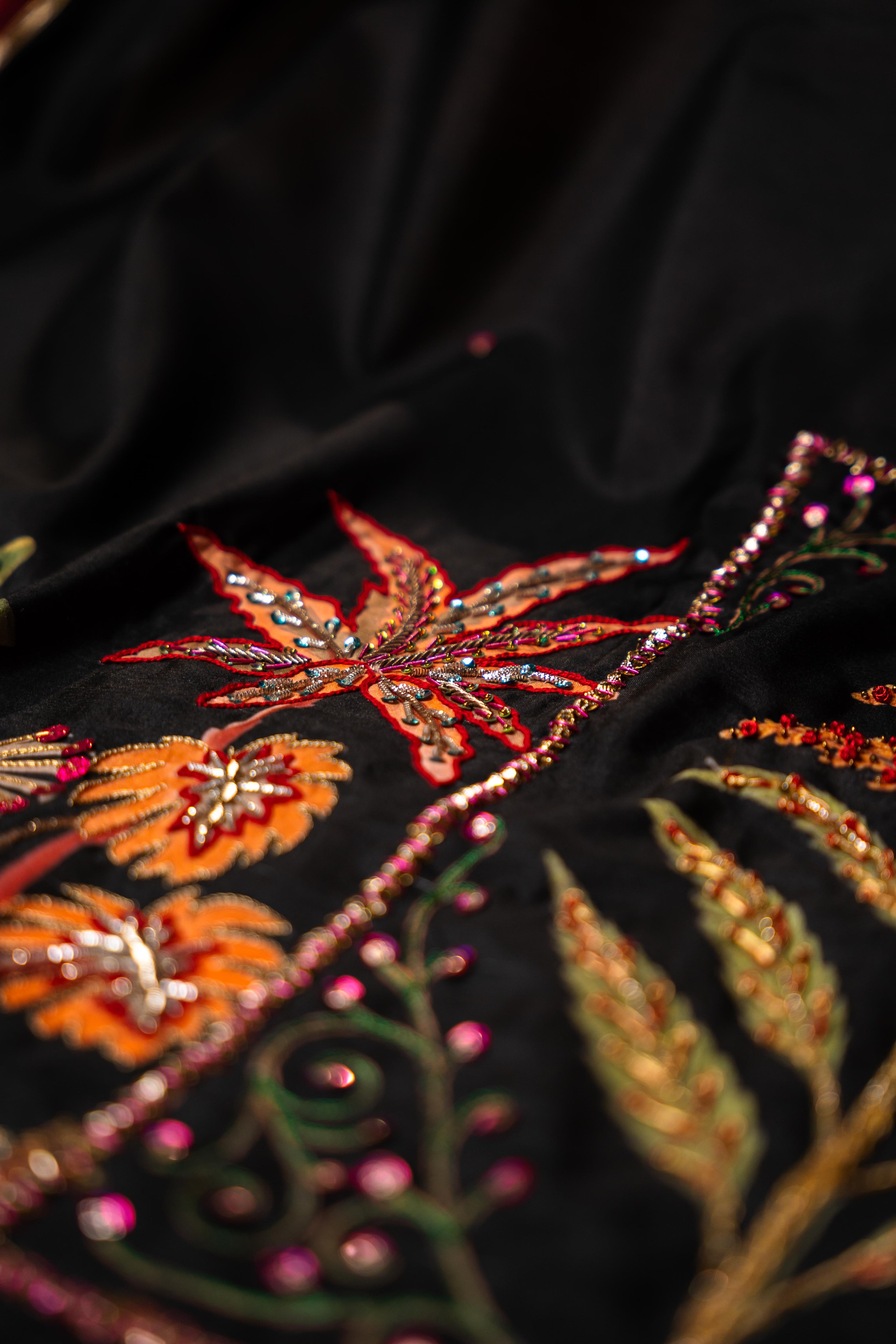 Buy THE EMPEROR’S MARK Online - Vashah Handcrafted Shawl - Shopping Karado