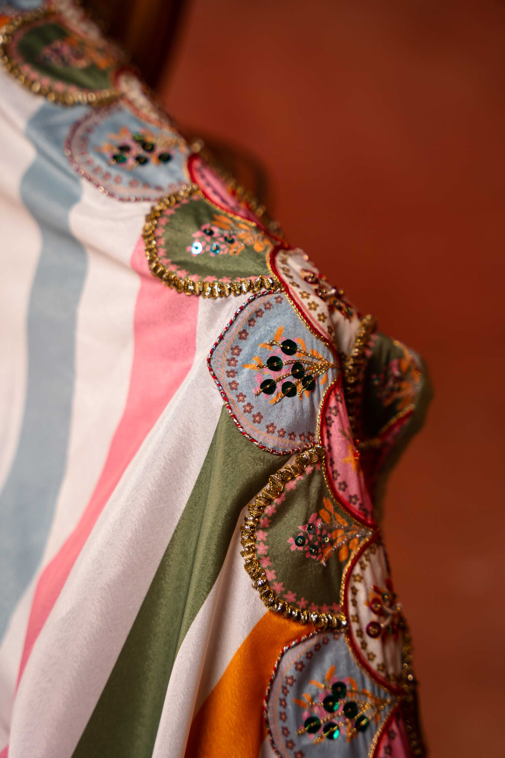 Buy MOON STRIPES Online - Vashah Handcrafted Shawl - Shopping Karado